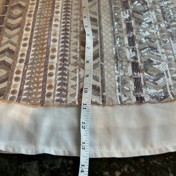 Charlotte Russe sequined flowy cropped tank. Lightweight. Swing style. Size L - Picture 8 of 10